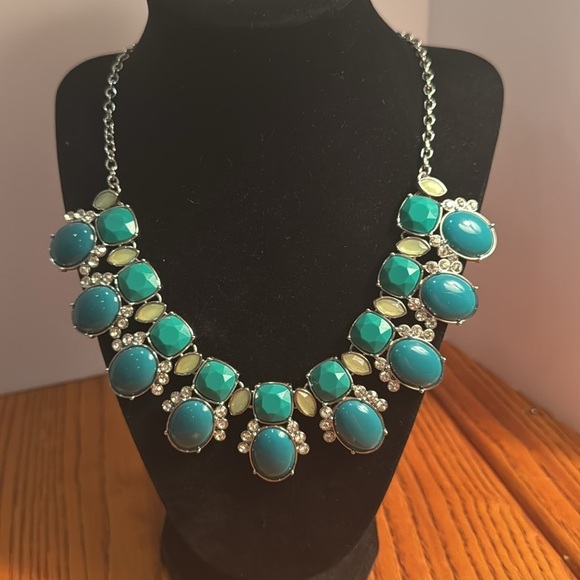Lia Sophia Vintage Faux Green Turquoise Rhinstone Statement Necklace Estate find - Picture 4 of 14